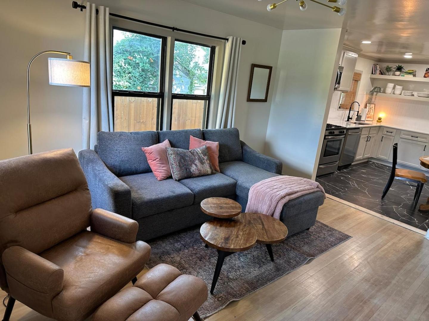 Campus Cottage Kng Bed! Walk To Uco And Downtown Edmond Exterior photo