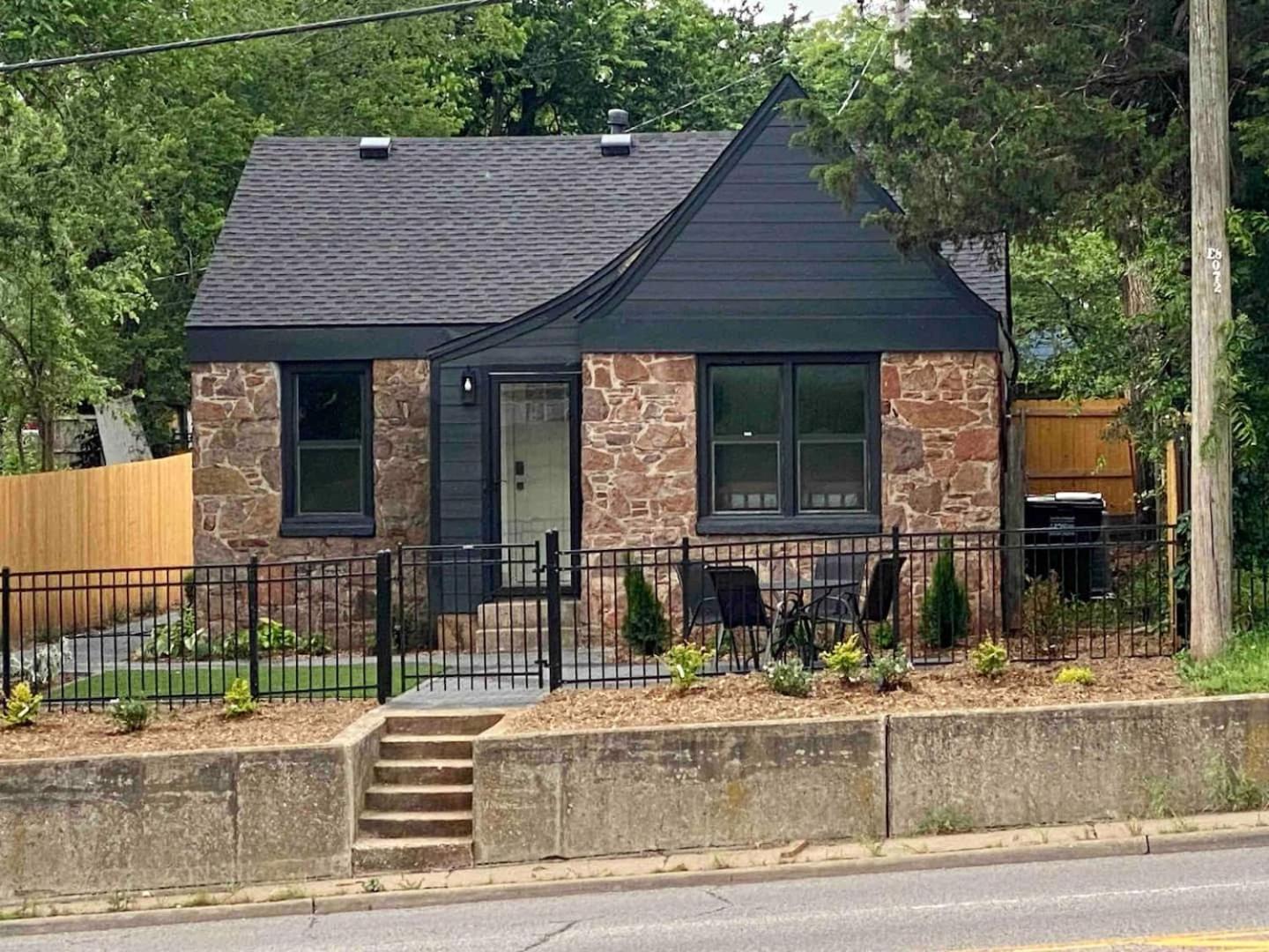 Campus Cottage Kng Bed! Walk To Uco And Downtown Edmond Exterior photo